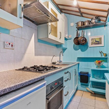 Parea Living - Cosy 1-Bed Artistic Flat At Newington Green Λονδίνο Εξωτερικό φωτογραφία